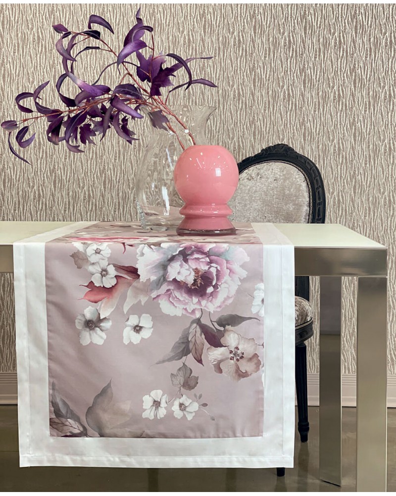 Runner Peony Forever by Dondi